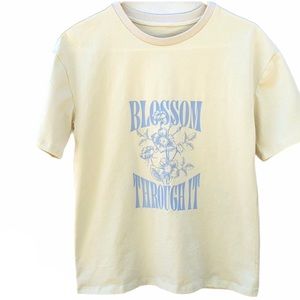 Unbranded Womens medium “Blossom Through It” floral short sleeve spring tee
